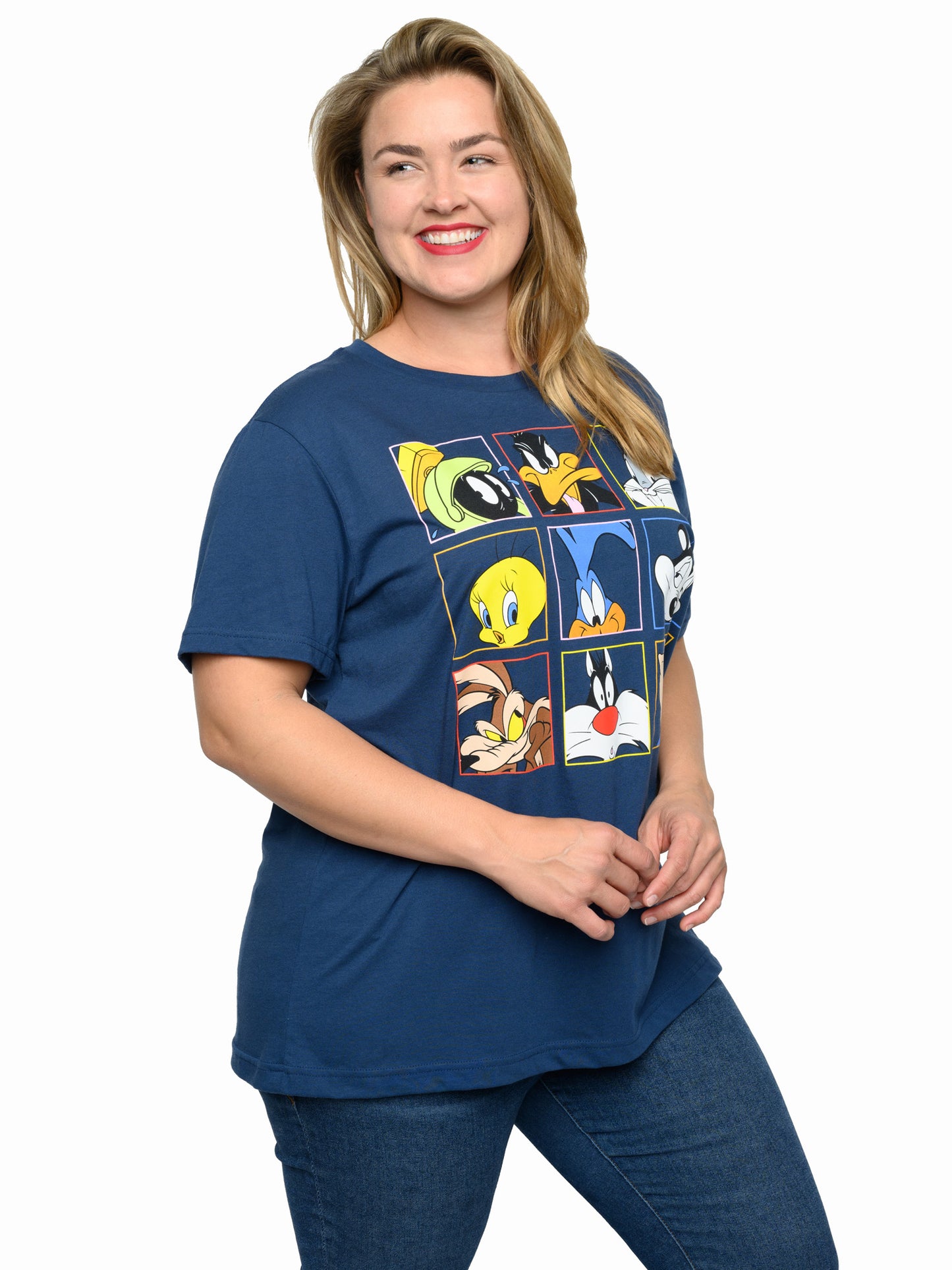 Looney Tunes Women's Plus Size Graphic Tee, Bugs Bunny Daffy Duck Navy Blue