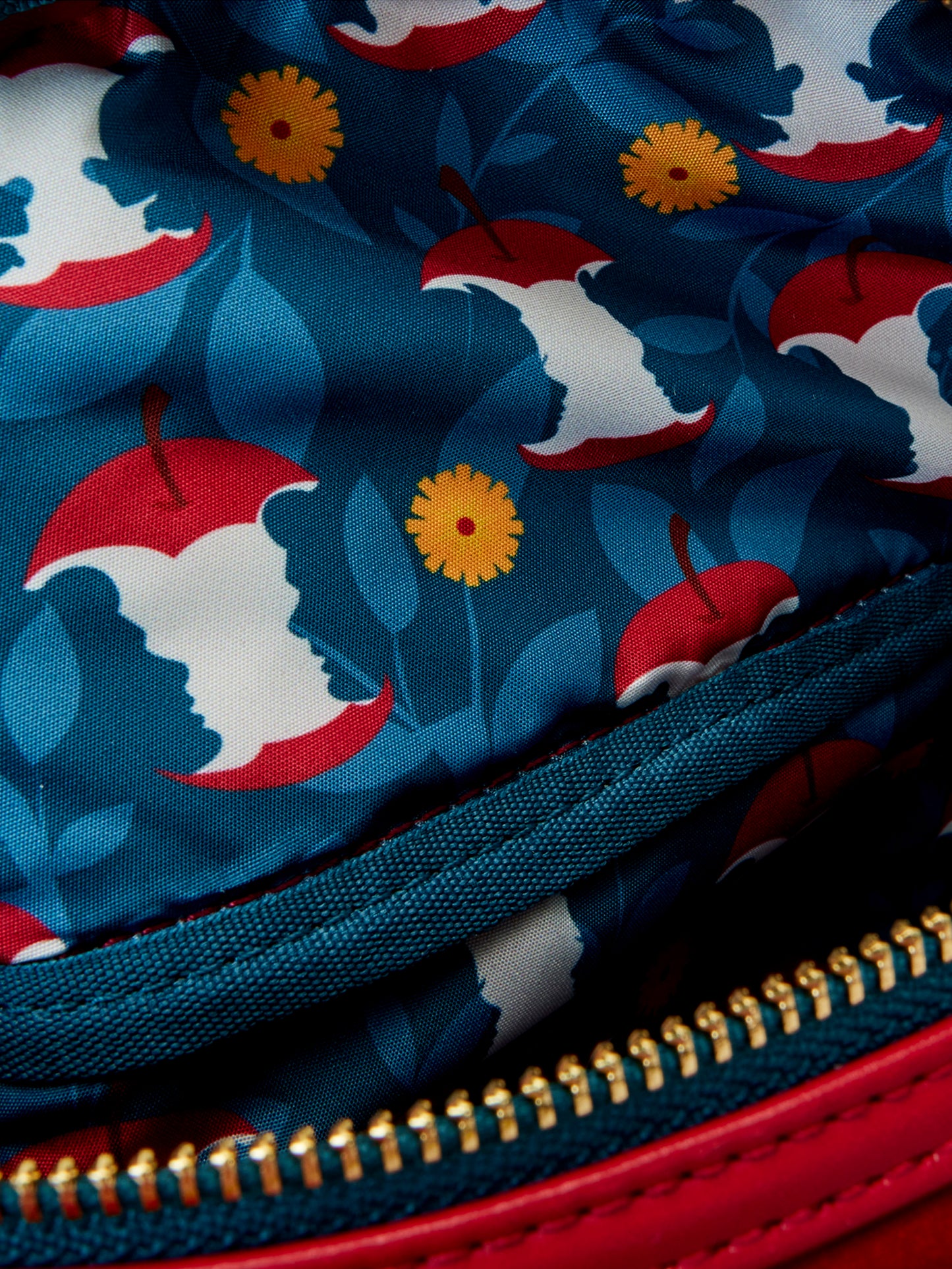 Loungefly x Disney Snow White Belt Bag Classic Bow Fanny Pack